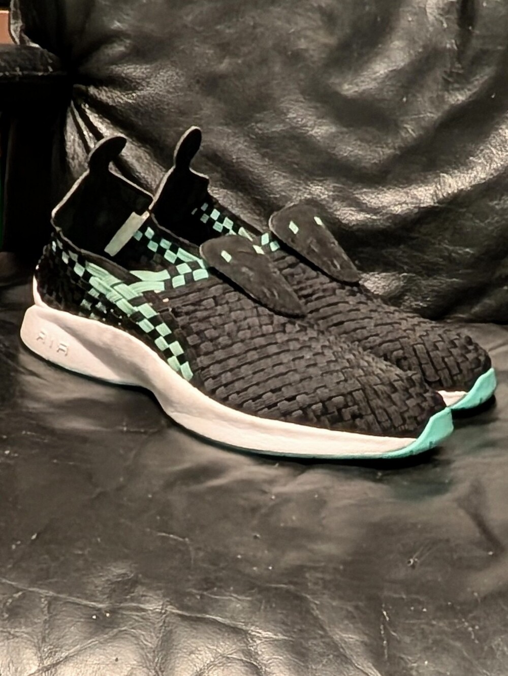 Vintage Nike Air Woven QS - 'Black/Mint'  (2008)